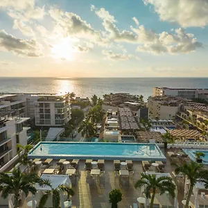 Отель The Reef 28 & (adults Only)